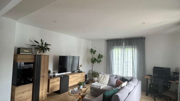 Bezugsfrei - Hochwertig sanierte 2-Zimmer-Wohnung im Zweifamilienhaus in St. Ingbert-Mitte