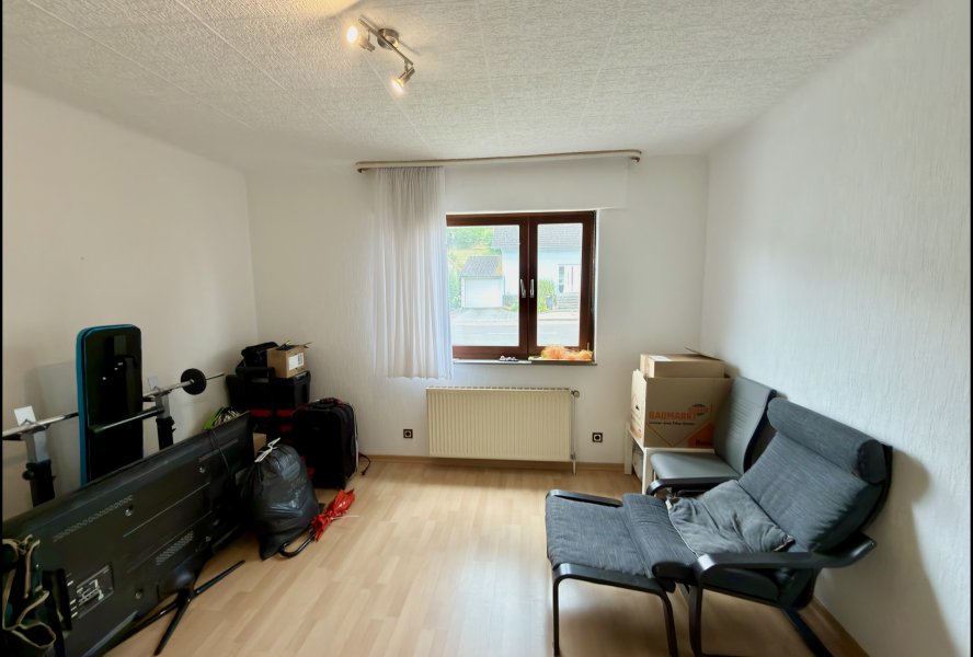 Büro EG