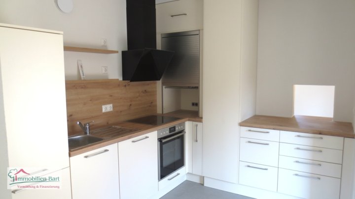 ORSCHOLZ: ALTERSGERECHTE WOHNUNG MIT AUFZUG IN TOP LAGE!