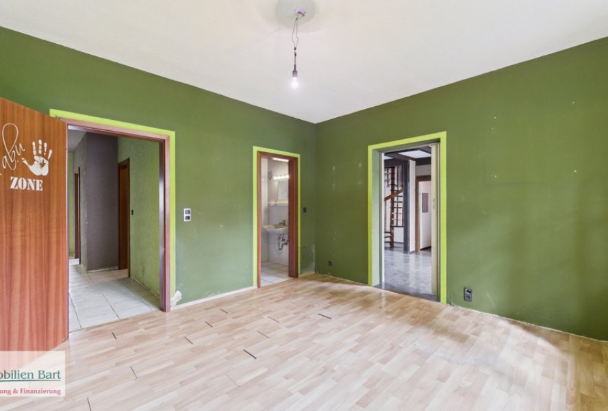 Durchgangszimmer EG