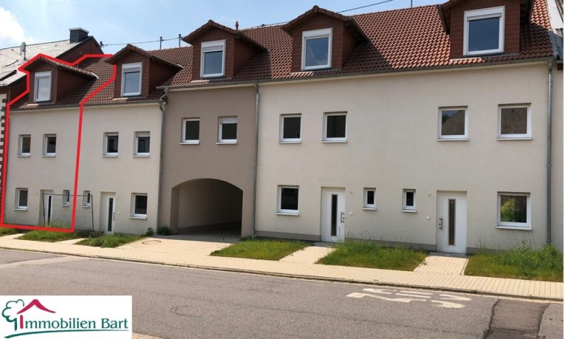 SOFORT VERFÜGBAR: NEUBAU IN SONNIGER LAGE MIT TERRASSE, GARTEN UND GARAGE!