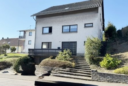 Straßenansicht