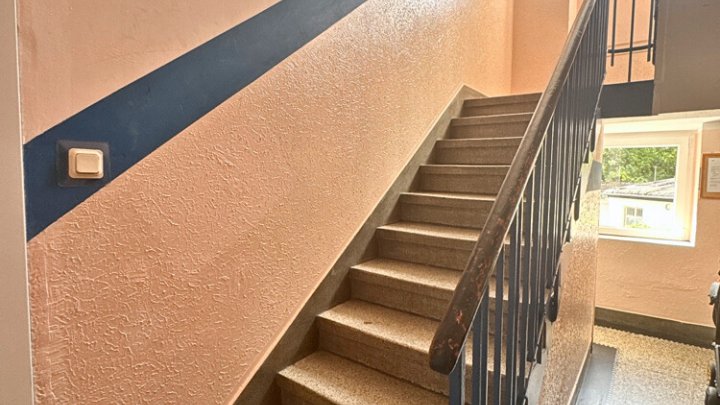 Helle renovierte 4-ZKB Wohnung mit Balkon in verkehrsgünstiger Lage