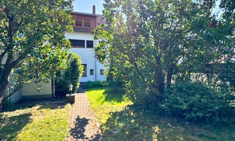 Erstbezug - Sanierte 2-ZKB Erdgeschosswohnung in toller Lage am oberen Rastpfuhl