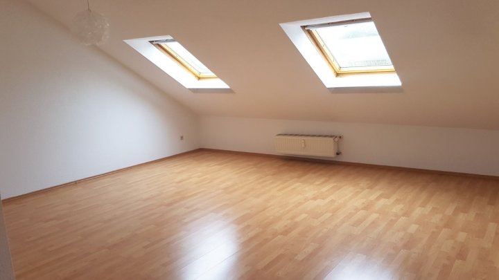 Attraktive Kapitalanlage: Mehrfamilienhaus mit drei Wohnungen in Wincheringen nahe Luxemburg