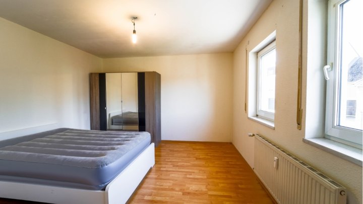 Attraktive Kapitalanlage: Mehrfamilienhaus mit drei Wohnungen in Wincheringen nahe Luxemburg