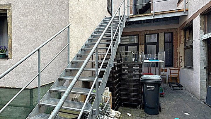 Hochwertig sanierte Maisonette-Wohnung auf dem St. Johanner Markt