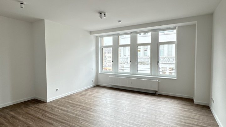 Sanierte 1-ZKB mit EBK am Beethovenplatz, perfekte City-Lage
