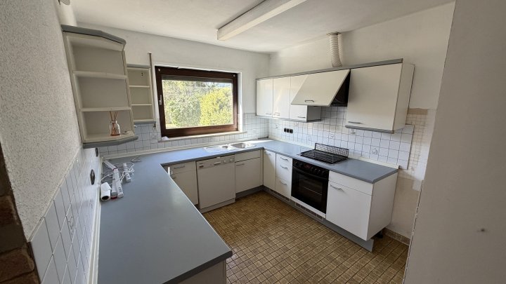 Viel Platz für Ihre Pläne: Mehrfamilienhaus mit 5 Wohneinheiten & Ausbaupotenzial in ruhiger Lage von Berglicht