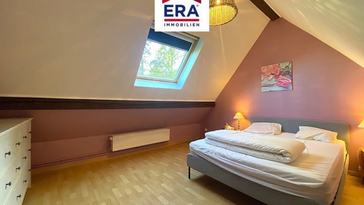 OHNE VERMITTLUNGSGEBÜHREN-EINFAMILIENHAUS MIT POOL UND EINLIEGERWOHNUNG IN SARREGUEMINES/FR, NÄHE SB