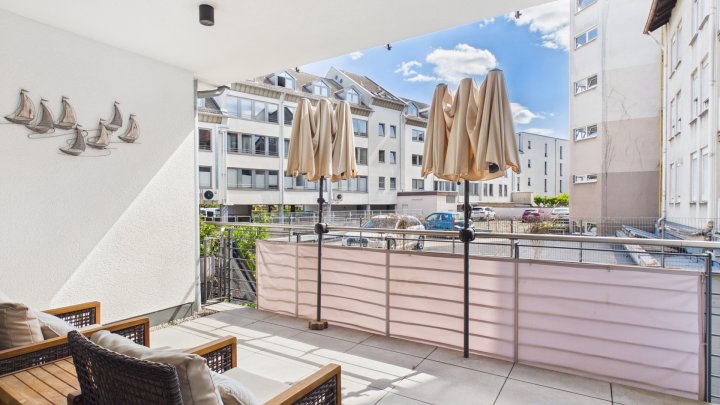 Moderne Eigentumswohnung mit Loggia und Tiefgaragenstellplatz in zentraler Lage von Saarlouis