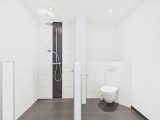 Dusche und WC