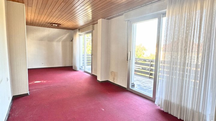 Freistehendes Einfamilienhaus in Top-Lage Kieselhumes/Kaninchenberg