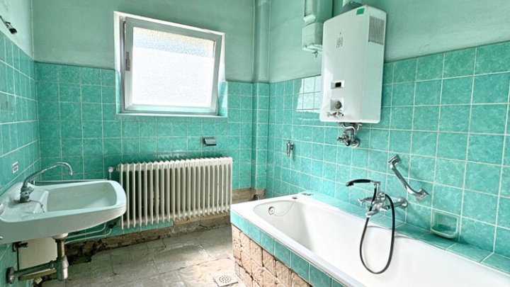 Freistehendes Einfamilienhaus in Top-Lage Kieselhumes/Kaninchenberg