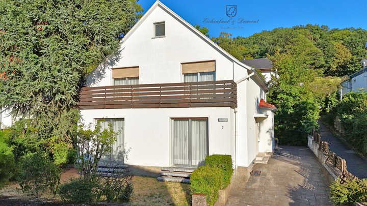 Freistehendes Einfamilienhaus in Top-Lage Kieselhumes/Kaninchenberg