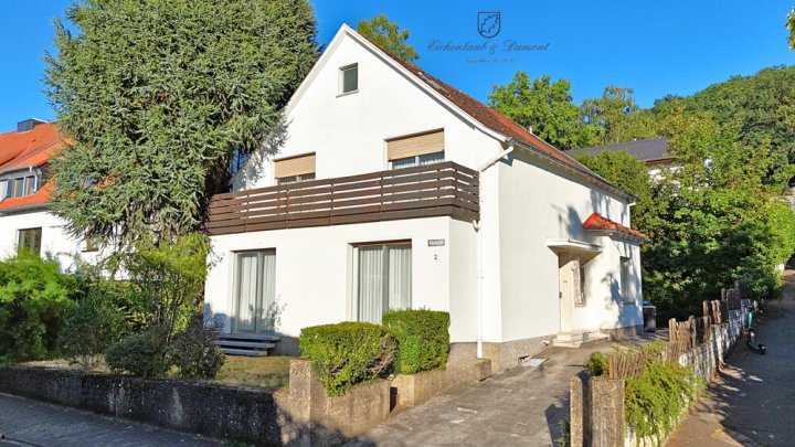 Freistehendes Einfamilienhaus in Top-Lage Kieselhumes/Kaninchenberg