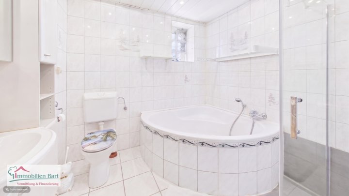GRENZNÄHE LUXEMBURG: WOHNHAUS MIT GARAGE UND GARTEN IN TOP LAGE VON ORSCHOLZ