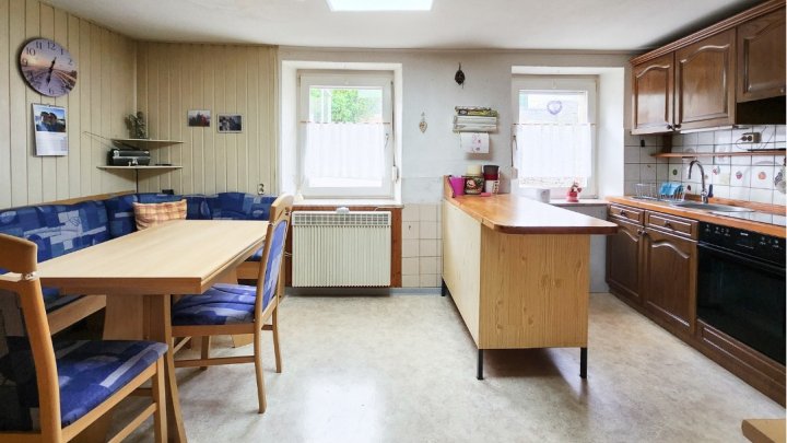 Solides Wohnhaus mit Platz für die ganze Familie