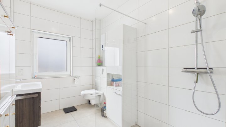 Barrierefreie Wohnung mit Balkon und Stellplatz in gefragter Lage von Wallerfangen zu verkaufen