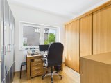 Büro- oder Kinderzimmer