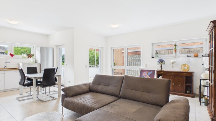 Barrierefreie Wohnung mit Balkon und Stellplatz in gefragter Lage von Wallerfangen zu verkaufen