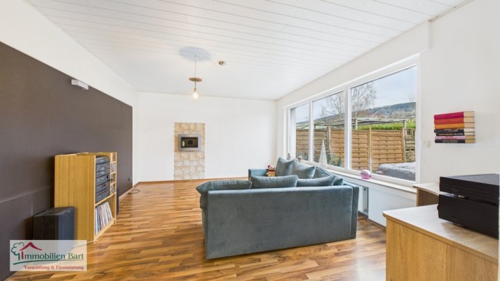 MERZIG: STADTNAHE DUPLEX-WOHNUNG MIT 3 SCHLAFZIMMERN!