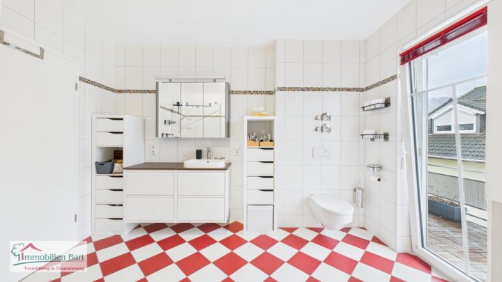 120 M² WOHNUNG MIT TOLLER AUSSICHT IN PERL