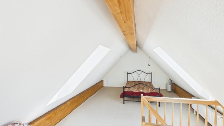 Zweifamilienhaus als Doppelhaushälfte in Saarbrücken-Güdingen  zu verkaufen.