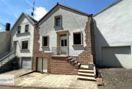 Straßenansicht