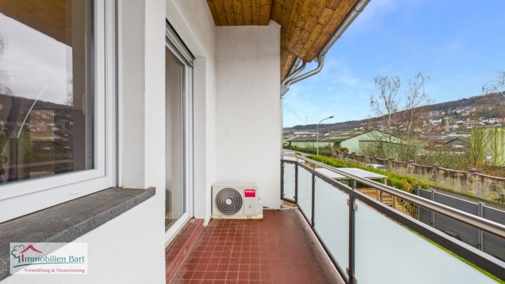 MERZIG: STADTNAHE DUPLEX-WOHNUNG MIT GARTEN UND 3 SCHLAFZIMMERN!