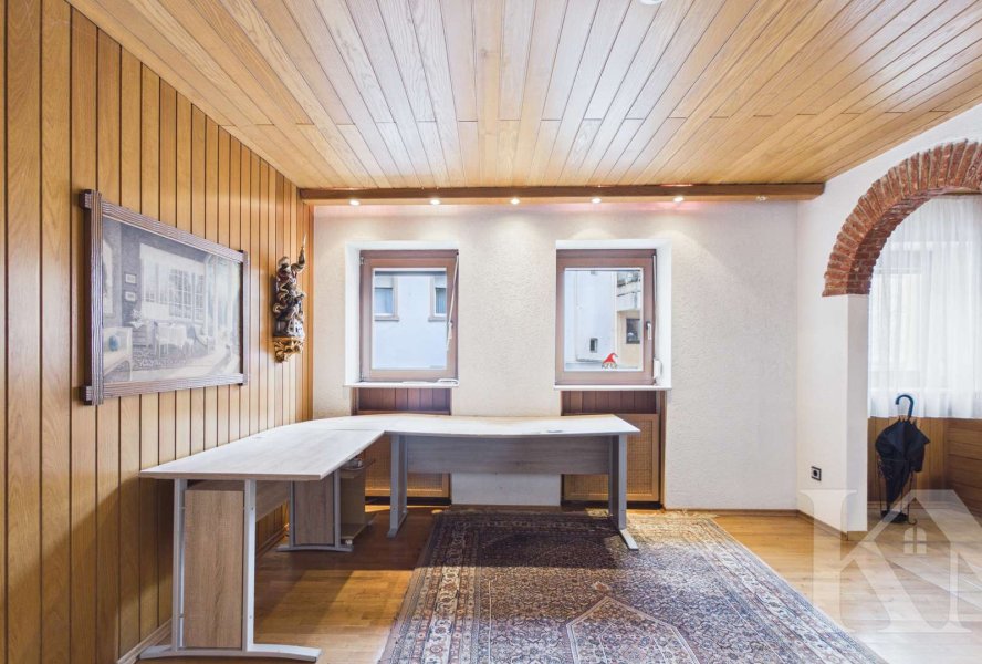 Arbeitszimmer