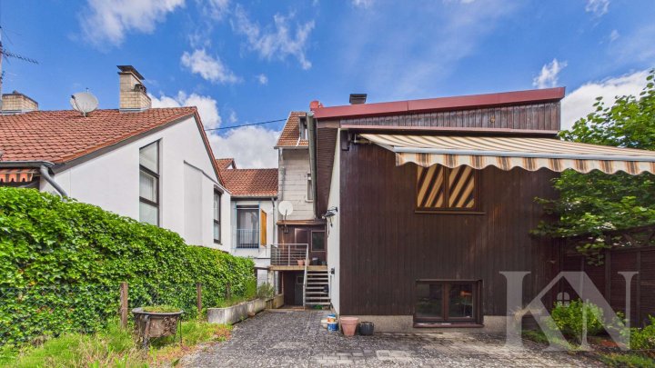 Nähe Universität: Zwei Eigentumswohnungen mit Garten, Balkon & Terrasse