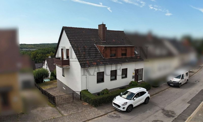 EIN HAUS, VIELE MÖGLICHKEITEN - MIT GARAGE UND GARTEN IN FRIEDRICHSTHAL - SOFORT FREI