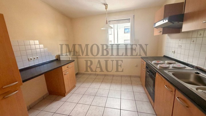 EIN HAUS, VIELE MÖGLICHKEITEN - MIT GARAGE UND GARTEN IN FRIEDRICHSTHAL - SOFORT FREI