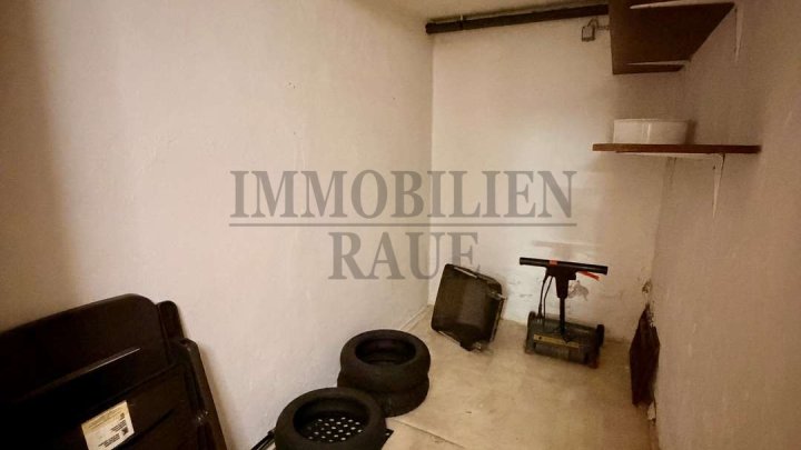 EIN HAUS, VIELE MÖGLICHKEITEN - MIT GARAGE UND GARTEN IN FRIEDRICHSTHAL - SOFORT FREI