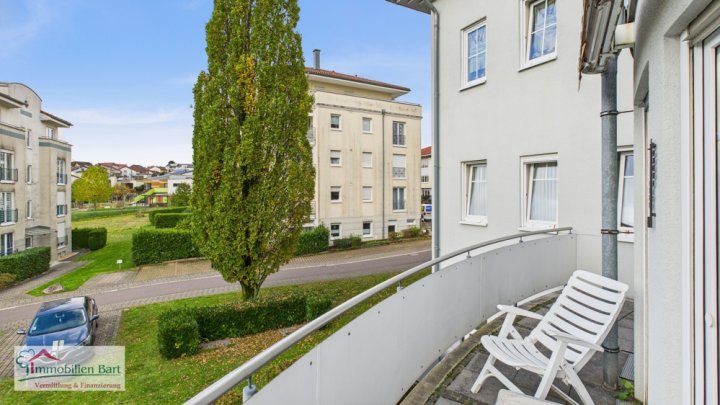 ORSCHOLZ -  NÄHE CLOEF-ATRIUM:  100 M² WOHNUNG MIT BALKON, KELLERBOX, STELLPLATZ UND AUFZUG !
