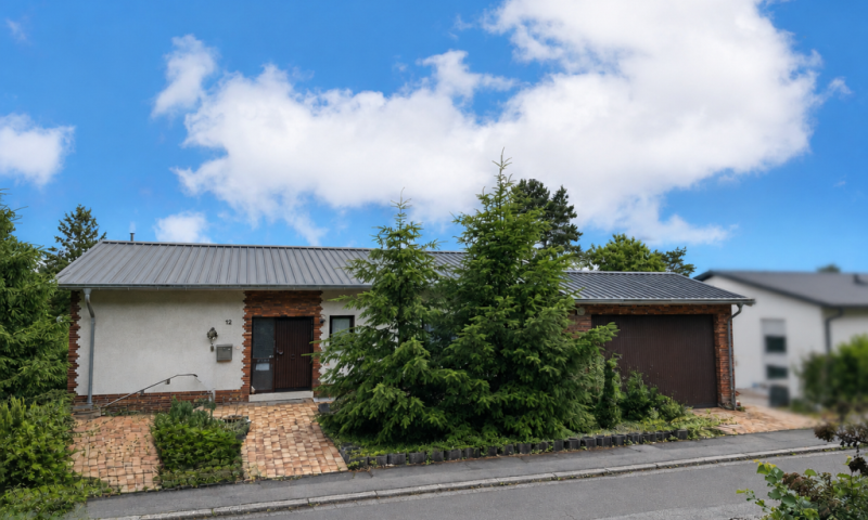 Freistehender Splitlevel-Bungalow in Top-Lage von Spiesen-Elversberg!
