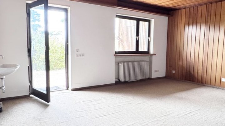 Freistehender Split-Level-Bungalow in Top-Lage von Spiesen-Elversberg!