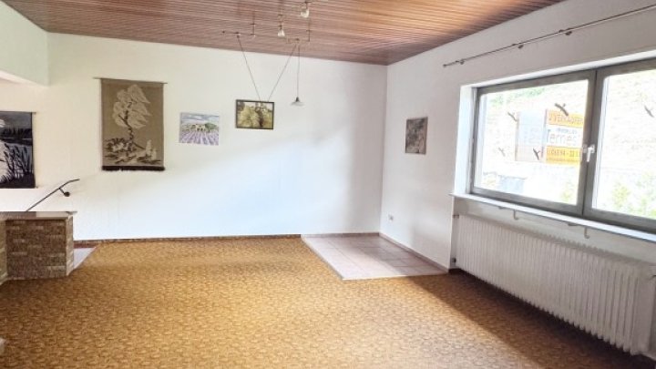 Freistehender Splitlevel-Bungalow in Top-Lage von Spiesen-Elversberg!