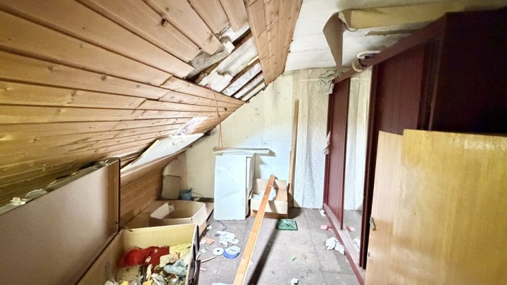 Sanierungsbedürftiges Ein- bis Zweifamilienhaus mit viel Potenzial