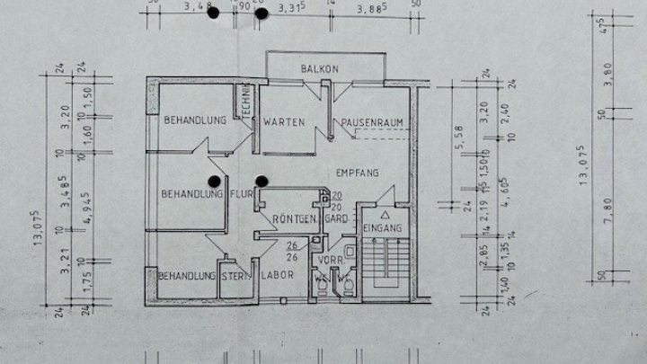 NIEDERAUERBACH - Praxisräume im 1. OG – vielseitig nutzbar, mit Balkon & Stellplätzen