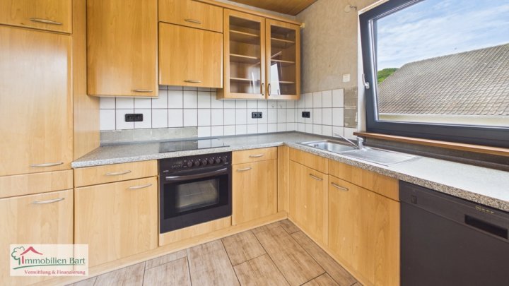 LOSHEIM-OT: GEMÜTLICHES WOHNHAUS IN RUHIGER LAGE MIT EINEM GROßEN GARTEN