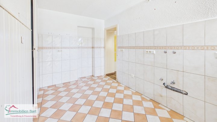 GRENZNÄHE LUXEMBURG: 2 HÄUSER MIT 2 GARAGEN UND TOLLEM GARTEN!
