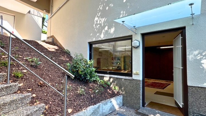 Wohnung/Büro mit eigenem Eingang in Spitzen-Lage auf dem Rotenbühl