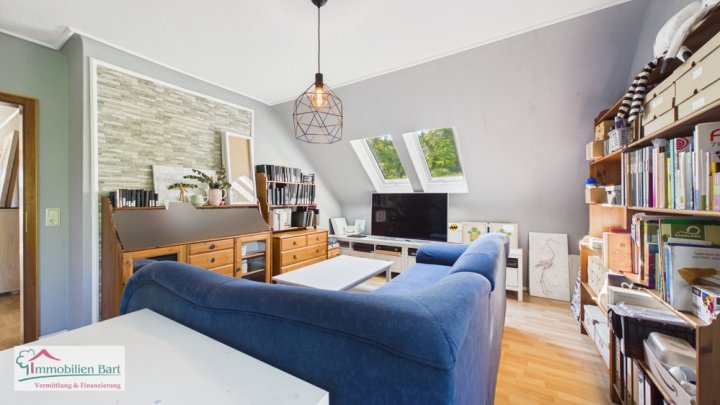 MERZIG: HAUS MIT EIN BIS ZWEI WOHNUNGEN / IDYLLISCH AM BACHLAUF / MIT CA. 33 AR GRUNDSTÜCK
