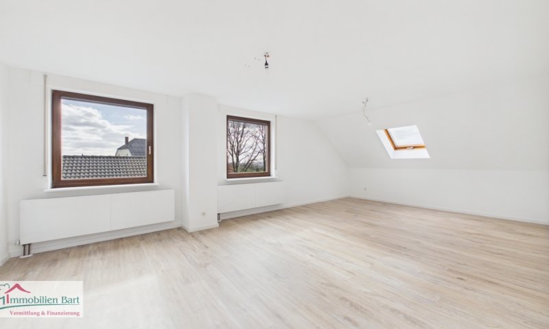 GRENZNÄHE LUXEMBURG: 90 M² RENOVIERTE WOHNUNG NÄHE ORSCHOLZ