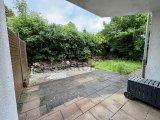 überdachte Terrasse + Garten