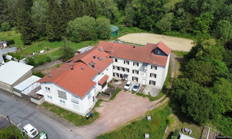 Prestigeträchtige Anlageimmobilie im Grünen und der Möglichkeit zur Pferdehaltung
