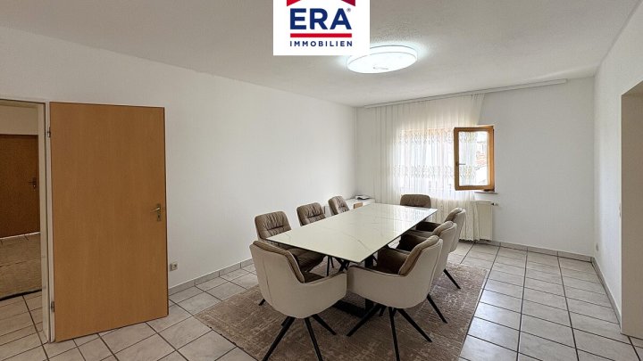 MEHRFAMILIENHAUS, RENDITEOBJEKT, RUHIGE NEBENSTRASSE IN ENSDORF