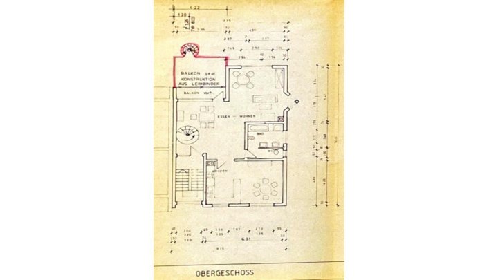 Gepflegtes 2-3 Familienhaus mit Garten + Garage, sofort verfügbar